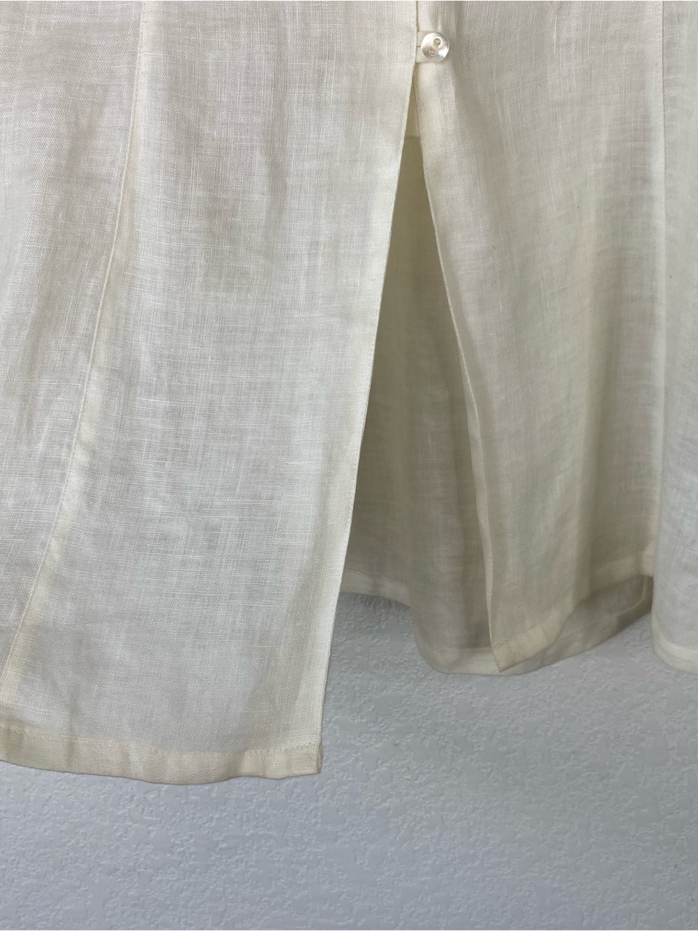 Vintage Gap Ivory 100% Irish Linen Button Front Blouse - Picture 5 of 8